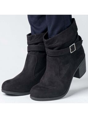 American Eagle Willow Slouchy Moto Faux Suede Buckle Black Harness Boot 12